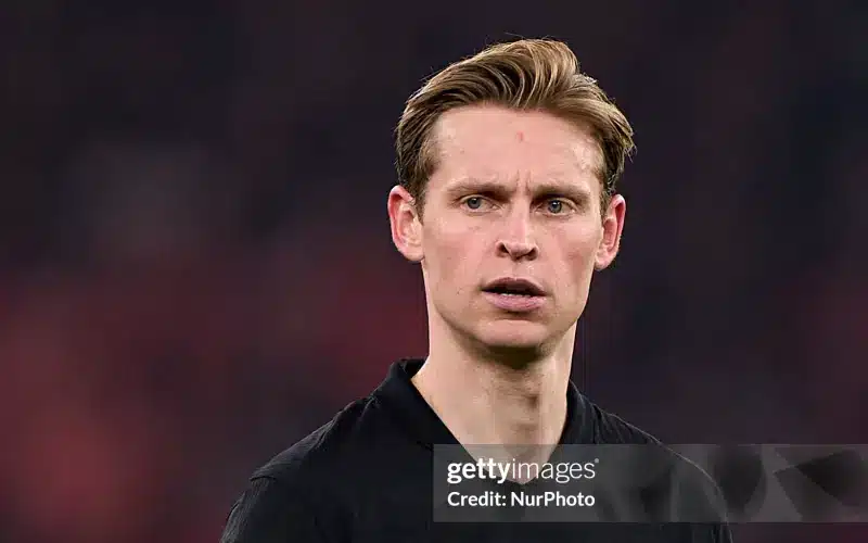 Barca chốt tương lai De Jong