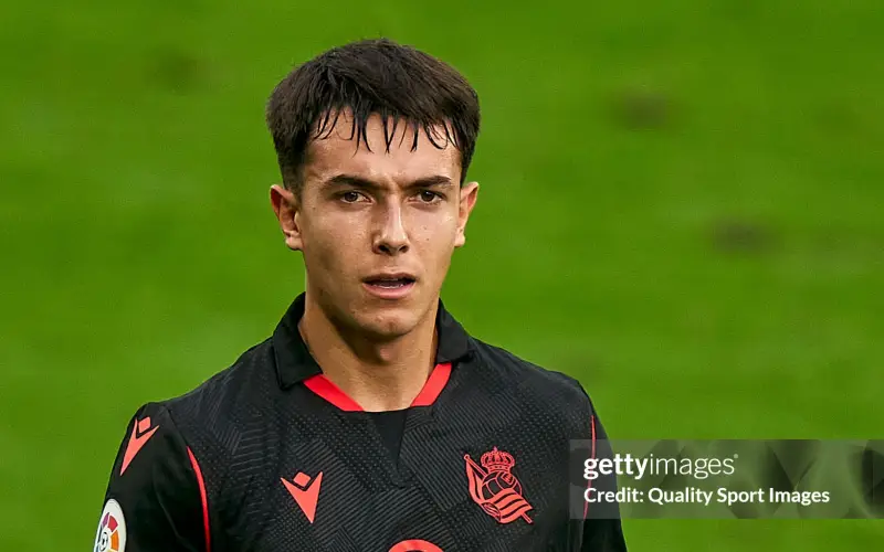 arsenal-don-tan-binh-dau-tien