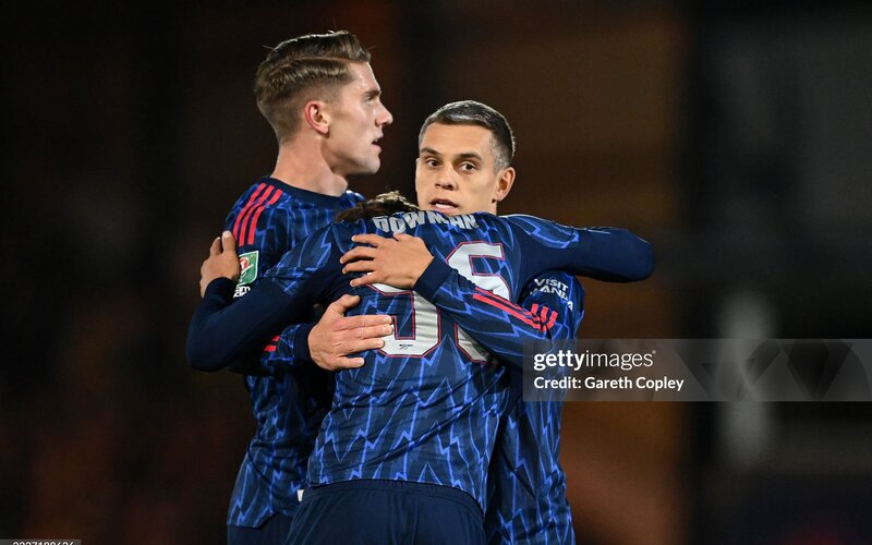 Du-am-Arsenal-ha-Port-Vale-tai-Carabao-Cup-1