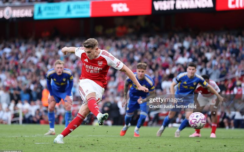 Gyokeres ra mắt không như ý tại Champions League.