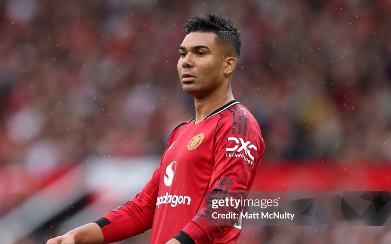 casemiro-o-lai-khien-mu-khong-co-du-ngan-sach-chuyen-nhuong