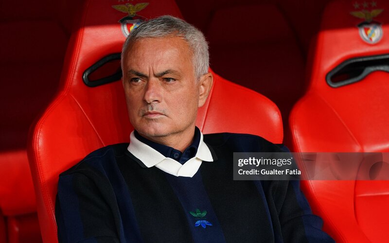 thumbnails-Dieu-gi-cho-Mourinho-trong-lan-tai-xuat
