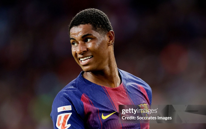 Barcelona khôn ngoan hay mạo hiểm với Rashford?