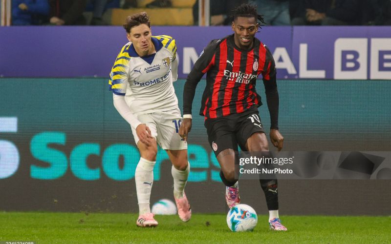 Milan gặp thử thách không dễ mang tên Lazio