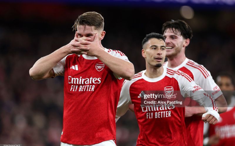 Arsenal được đánh giá cao hơn dù chơi sân khách