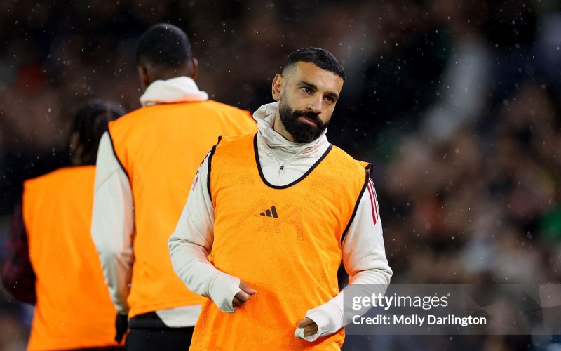 liverpool-dang-sa-sut-dong-thoi-phai-lo-giai-quyet-van-de-cua-salah