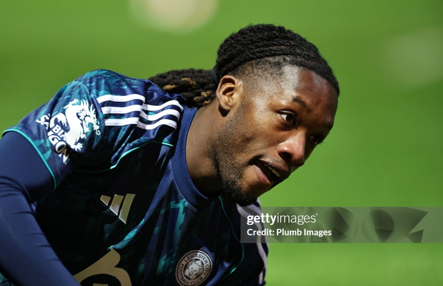 loi-the-san-nha-co-the-giup-leicester-gianh-3-diem