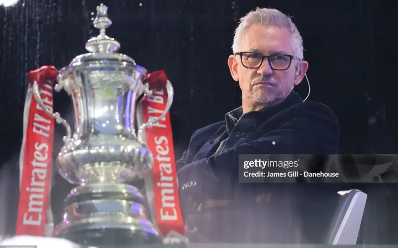 Cai-ket-cay-dang-cua-danh-thu-Lineker