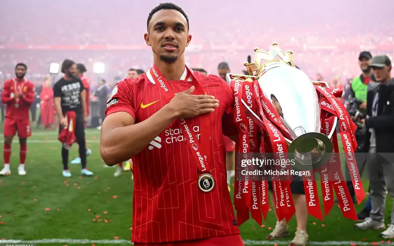 Real-Madrid-se-co-Alexander-Arnold