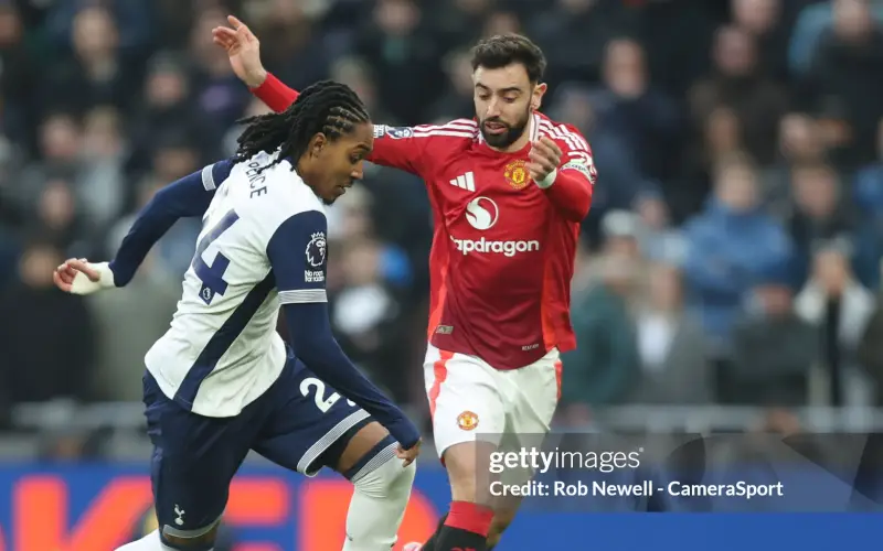 Soi kèo Tottenham - MU
