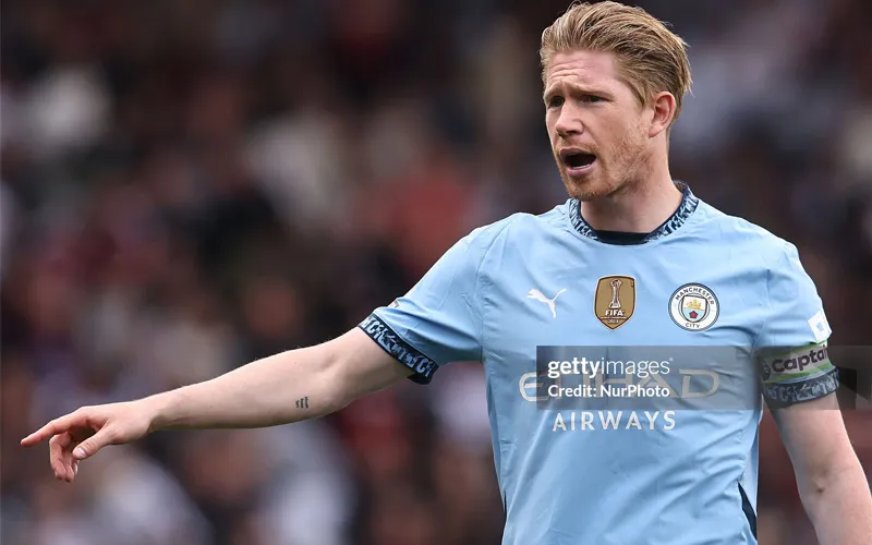 thumbnail-chu-tich-napoli-len-tieng-ve-de-bruyne