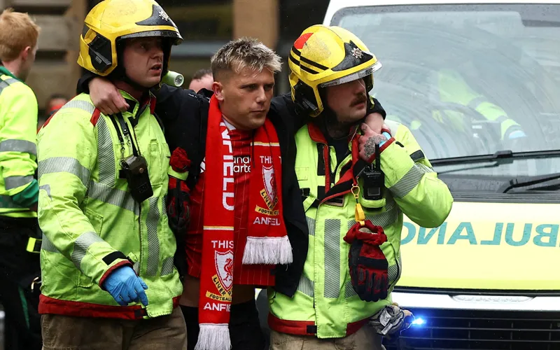 thumbnail-tham-kich-trong-le-an-mung-cua-liverpool