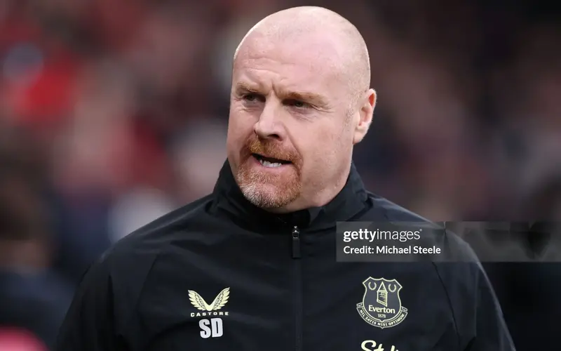 thumbnails-Sean-Dyche-sang-cua-thay-the-Van-Nistelrooy