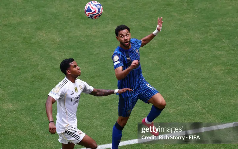 Arsenal-can-Rodrygo-de-lam-moi-hang-cong