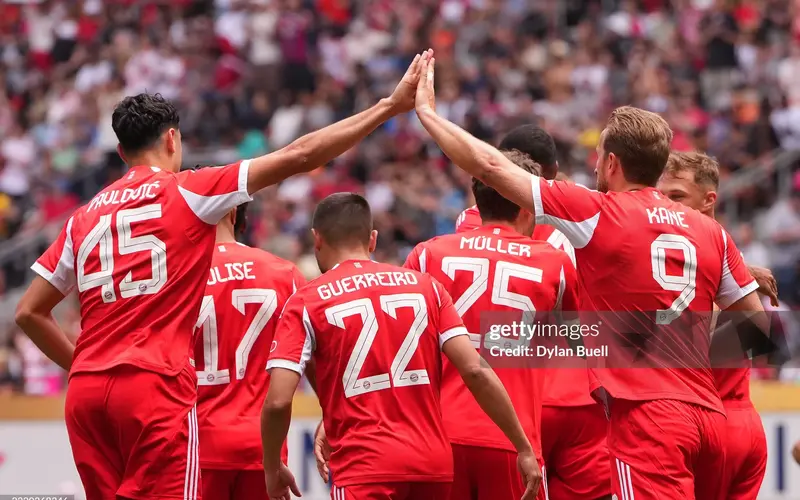 Bayern-Munich-thang-dam-Auckland-City-1