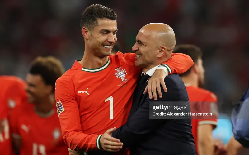 Ronaldo cùng Bồ Đào Nha vô địch Nations League.