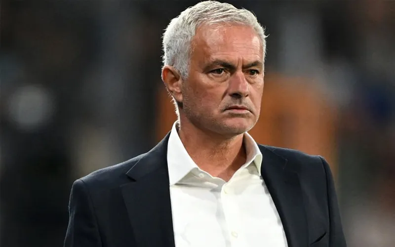 Jose Mourinho và cuộc chiến với bóng đá Thổ Nhĩ Kỳ