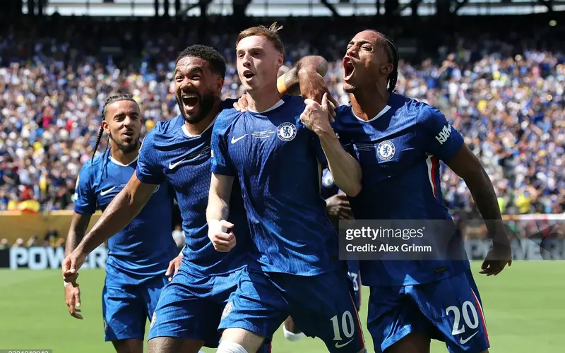 Chelsea-vo-dich-the-gioi-roi-sau-do-thi-sao-1