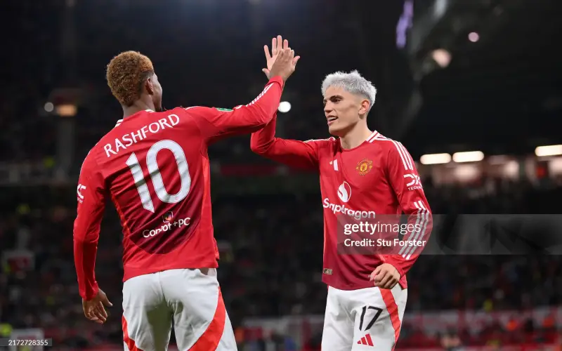 Khi Old Trafford không còn là 'Nhà hát' cho những kẻ mộng mơ