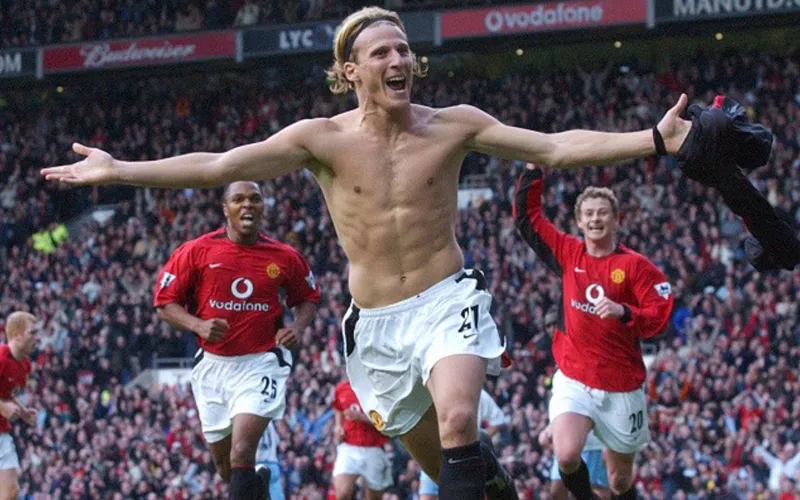 thumbnail-forlan-lac-loi-o-man-utd