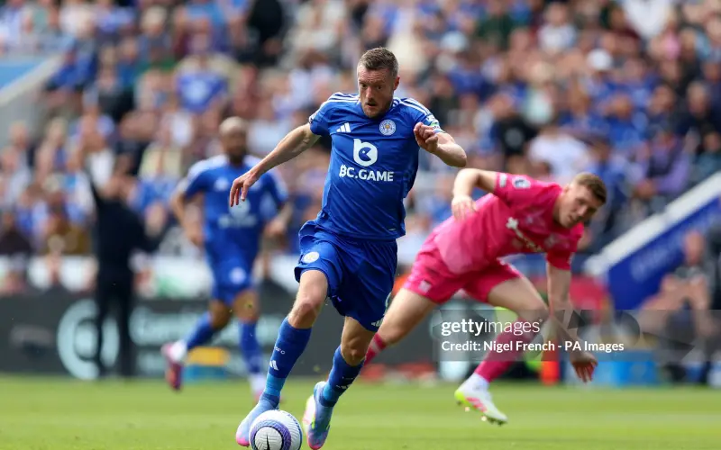 vardy-khong-phai-la-giai-phap-cho-hang-cong-mu