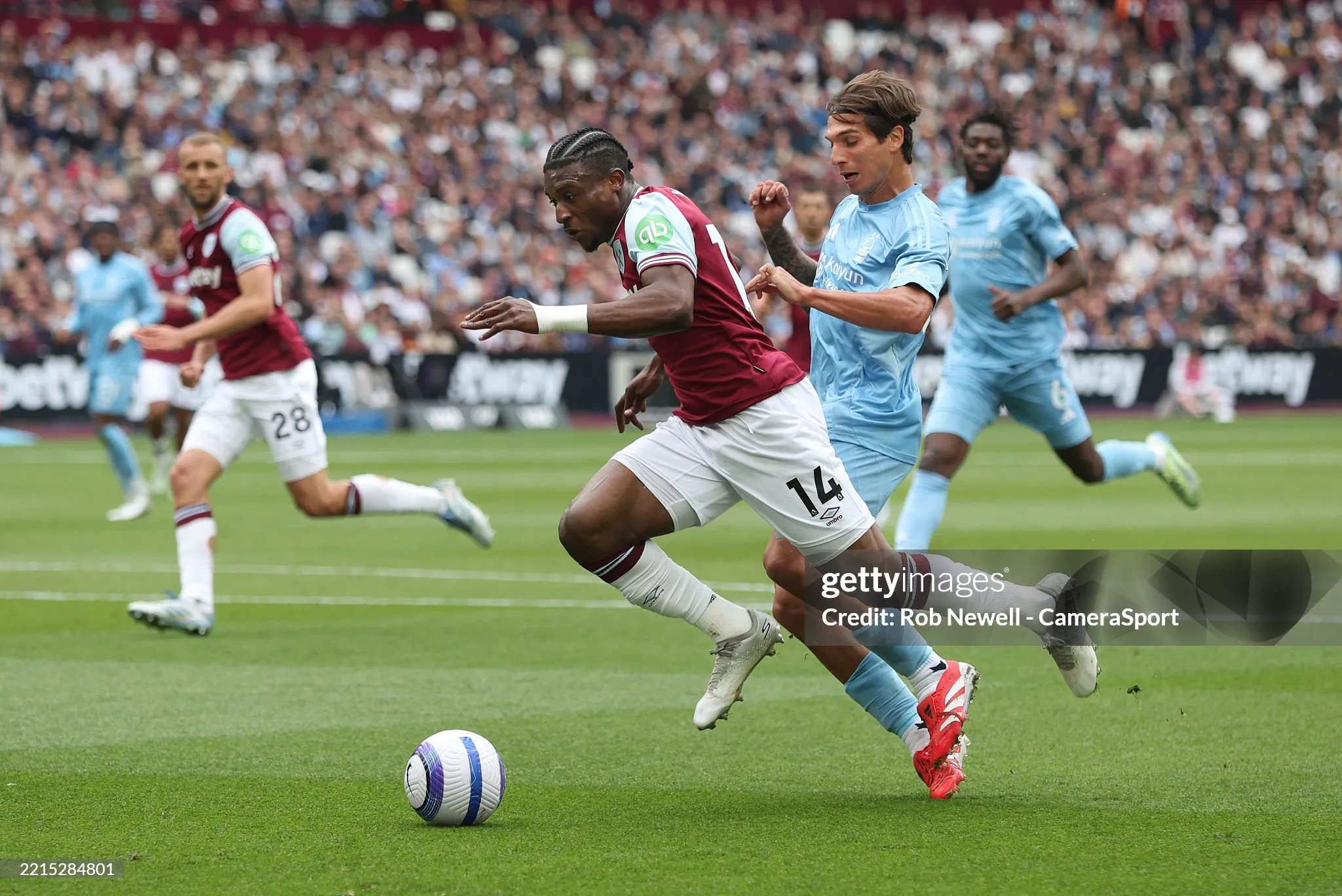 vi-sao-tottenham-chi-so-tien-lon-cho-mohammed-kudusa