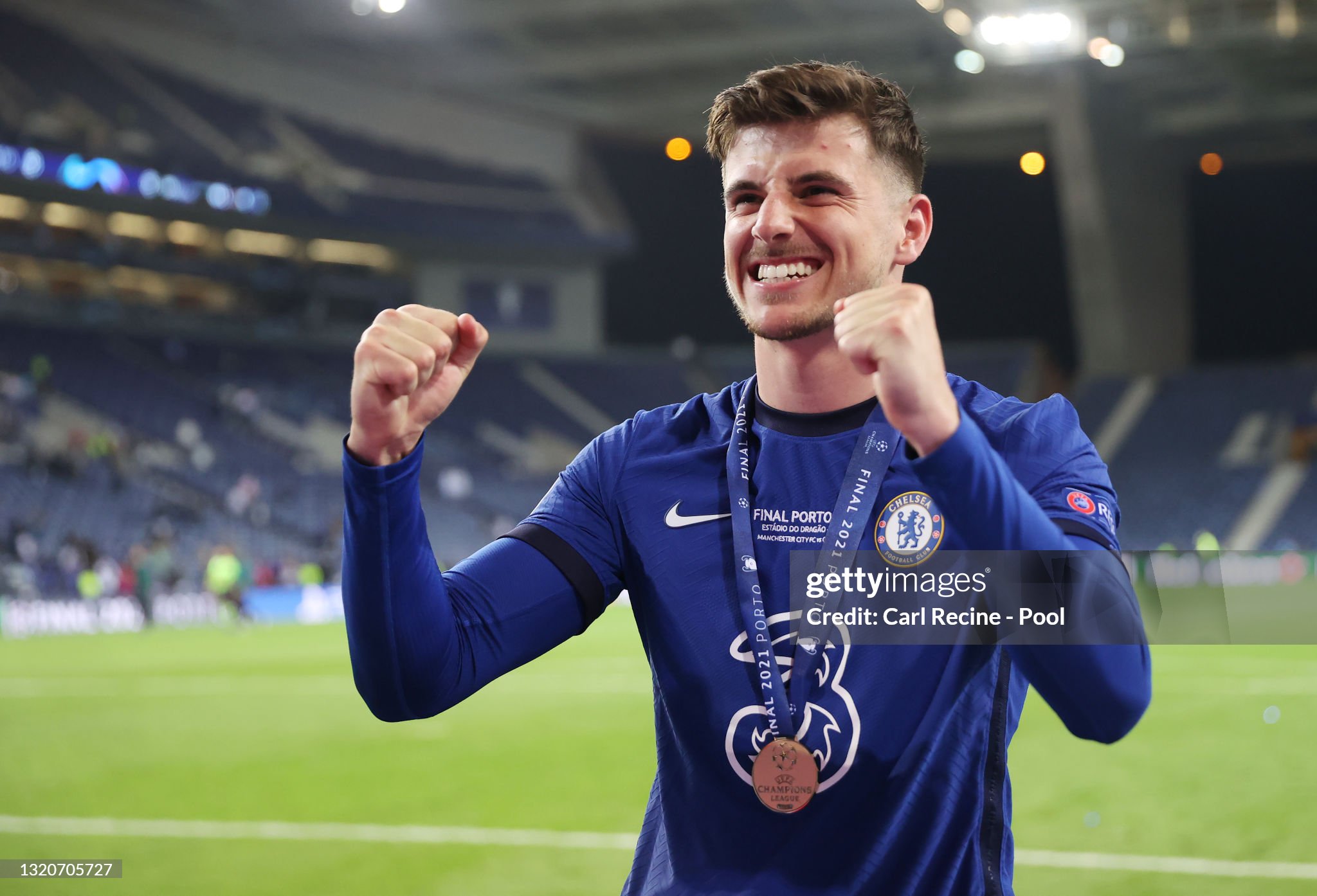 Chelsea kiếm bộn tiền khi bán Mason Mount.