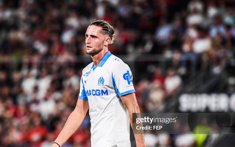 rabiot-gay-tranh-cai-khi-lam-nao-loan-phong-thay-do