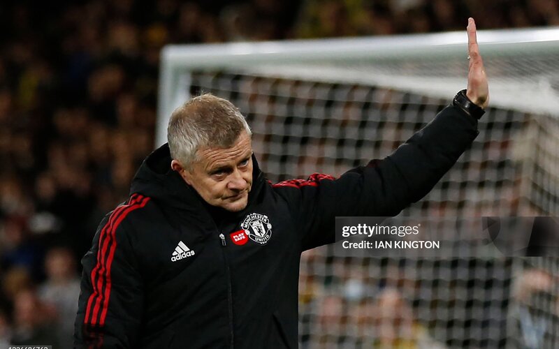 Mourinho-Solskjaer-va-Ten-Hag-cung-giua-nga-ba-khi-roi-Old-Trafford-1
