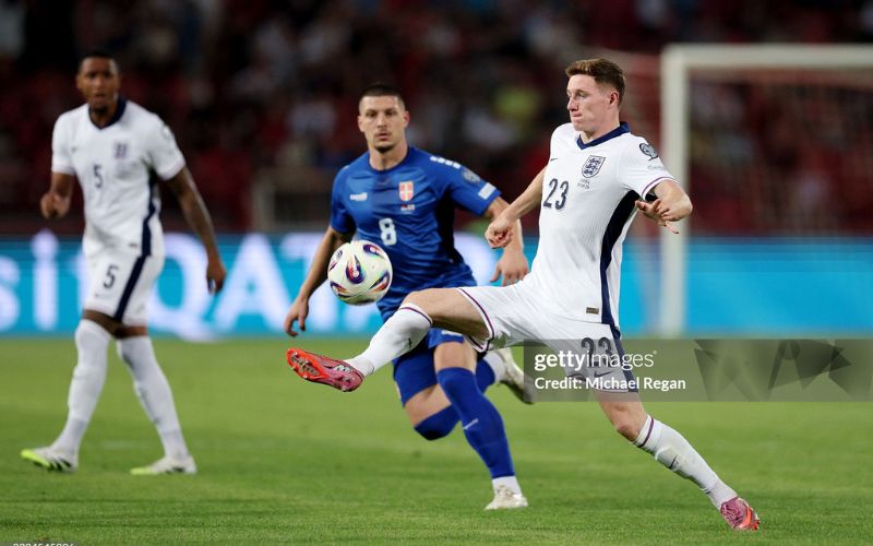 Anderson tỏa sáng trước Serbia.