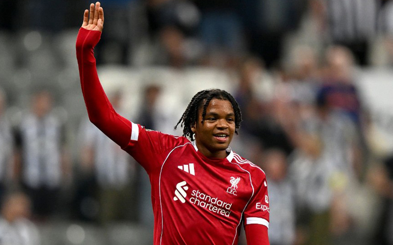 liverpool-quyet-tam-giu-chan-sao-tre